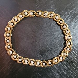 Vintage Goldtone and Faux Pearl Necklace